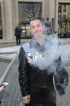 marc-jacobs-vaping